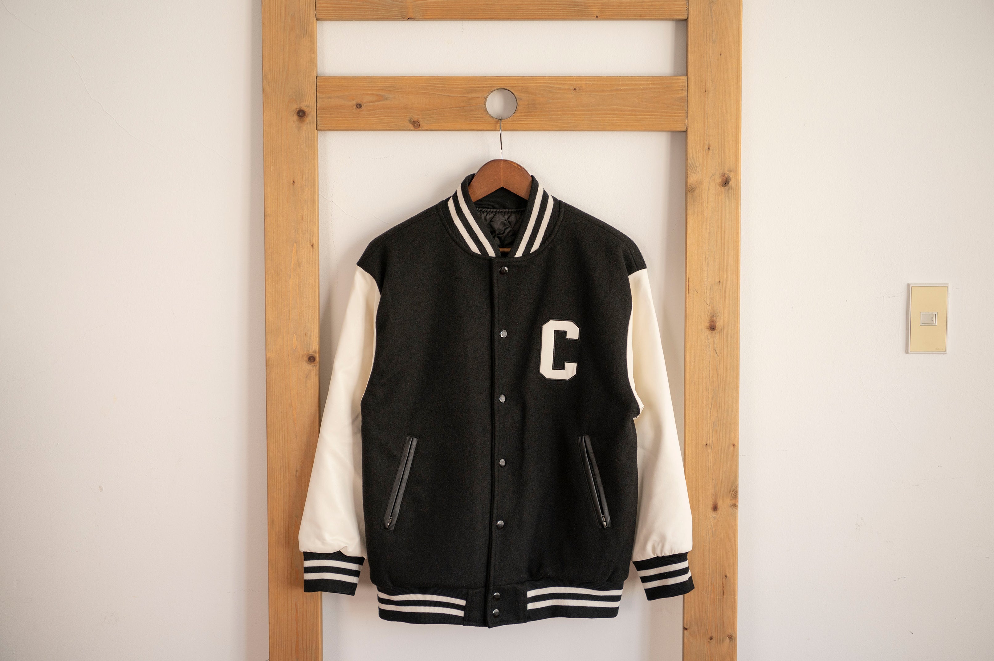 2024年激安 Varsity Jacket ミュージシャン