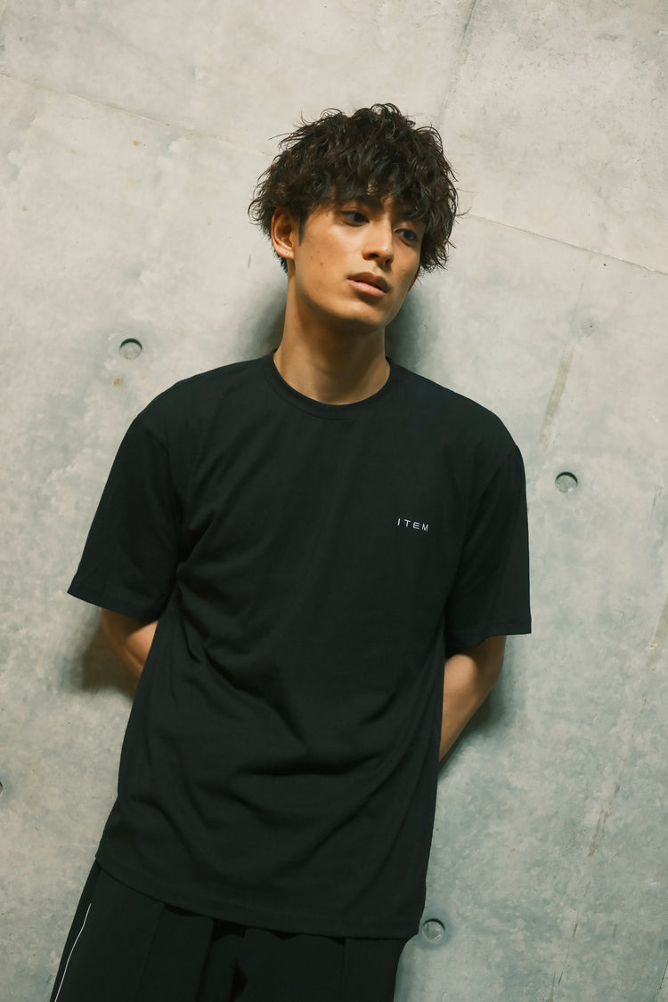 item logo tee (black)