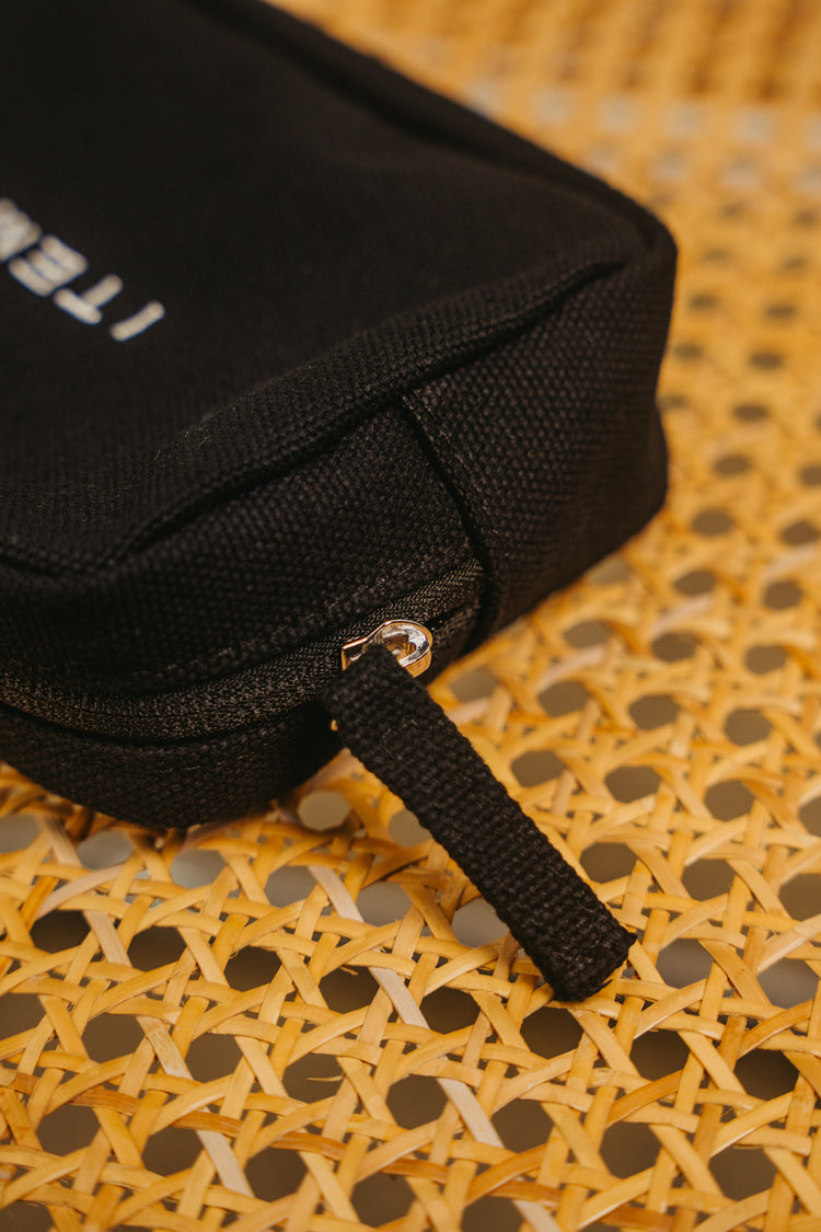 item pouch box(black)