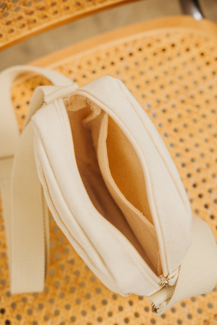 item shoulder bag(ivory)