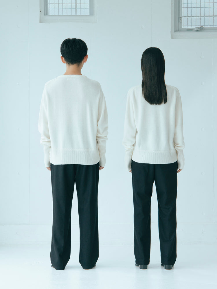 V-neck Sweater Ivory 002