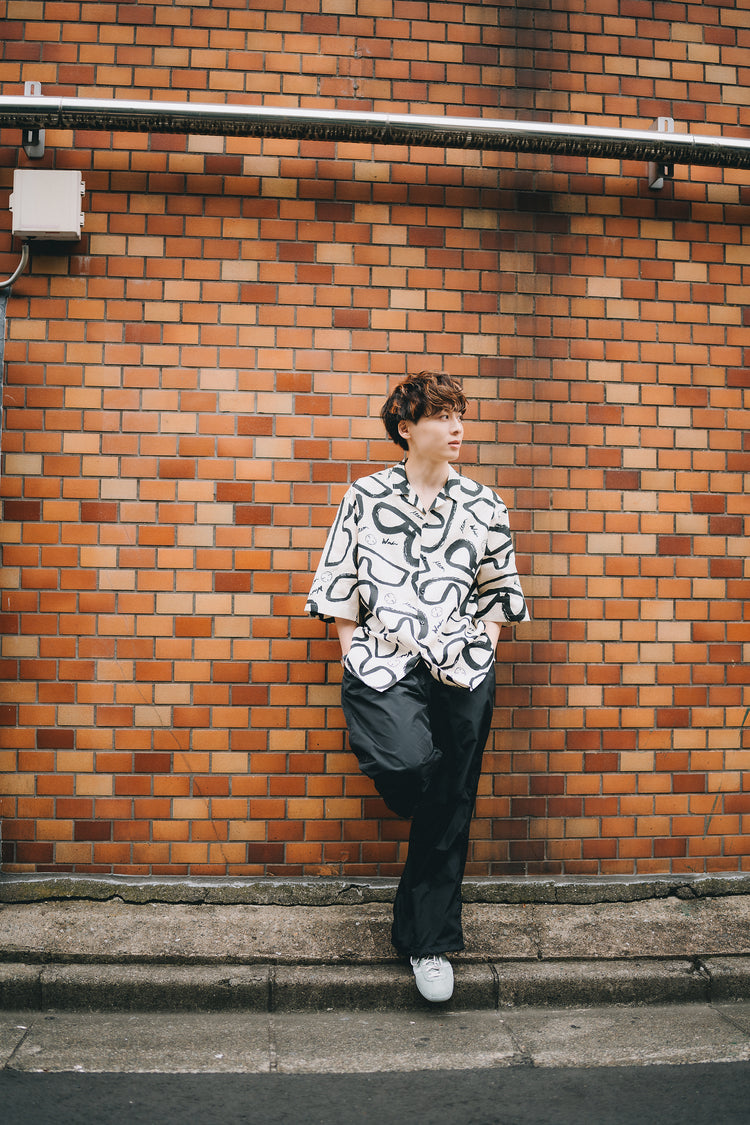 half sleeve stevie glasses shirt