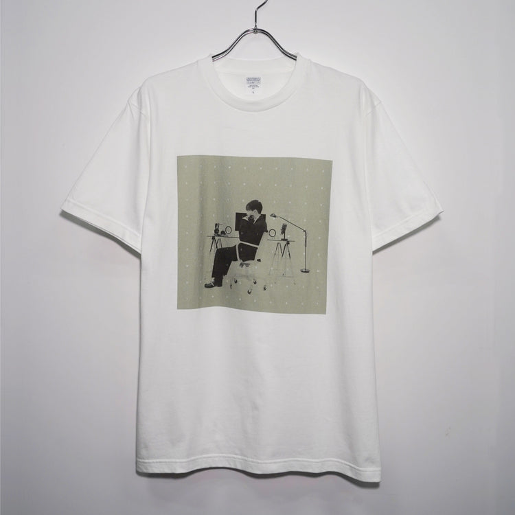 TAKURO POP-UP Tシャツ（ホワイト） 1-1_d5d46904-5f35-4d98-95b9-